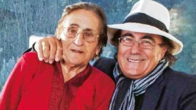 Albano ha dedicato alla mamma Jolanda, scomparsa a 96 anni lo scorso 10 dicembre, una lettera d'amore