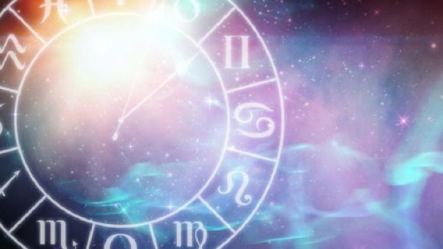L'oroscopo del 23 dicembre: lunedì apatico per lo Scorpione, insidie per l'Ariete