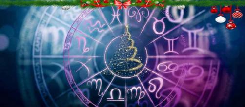 Oroscopo di Natale, mercoledì 25 dicembre: Bilancia malinconica, relax per l'Ariete.