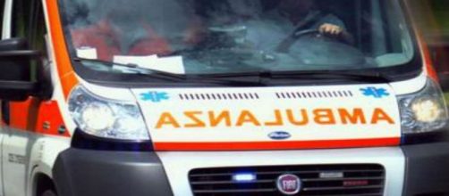 Bambino in gravi condizioni perché cullato troppo forte