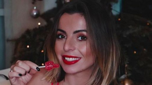 Hillary dévoile sa liste de prénoms pour son futur bébé. Credit: Instagram/ Hillaryoff