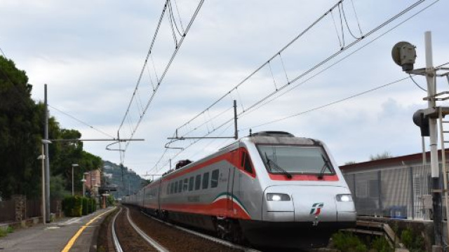 Genova, Veronique, 29 anni, fu travolta e uccisa da un treno: potrebbe essere stata spinta