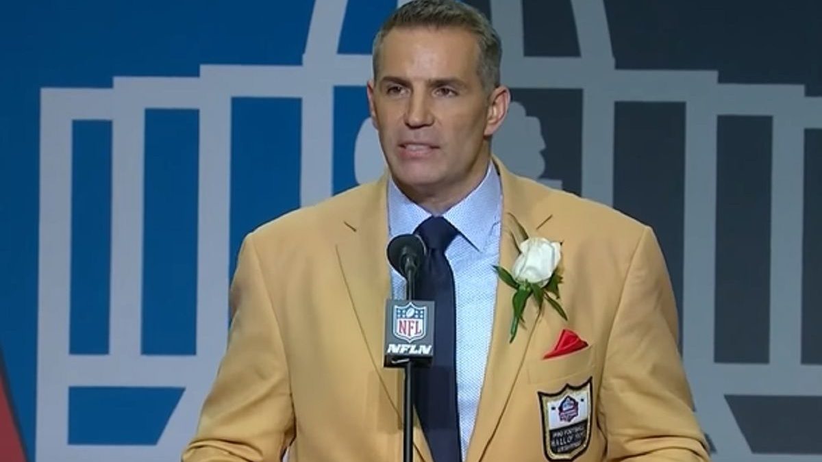 Kurt Warner Says Patriots Successfully Pushed Limits of Rules, Beat Up Rams  to Win Super Bowl XXXVI 