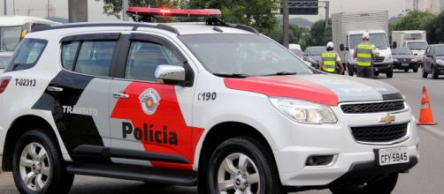 Tentativa de assassinato: Idoso atira em jovem em condomínio. (Arquivo Blasting News)