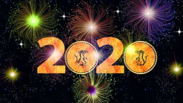 Oroscopo 2020, previsioni e pagelle con i voti e le stelline del nuovo anno