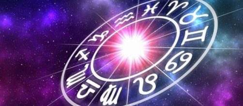 L'oroscopo del nuovo anno 2020, le previsioni segno per segno