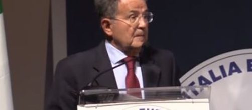 Romano Prodi si è espresso sull'attuale situazione del governo.