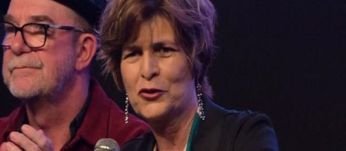 Cristianne Fridman durante a coletiva de imprensa de "Amor Sem Igual" nos Estúdios Casablanca, no Rio. (Reprodução/Record TV)