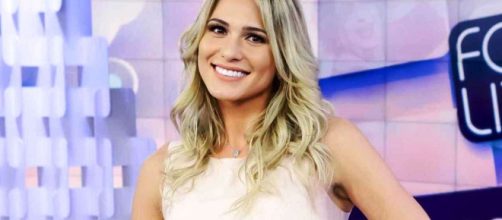 Lívia Andrade: apresentadora do Fofocalizando. (Reprodução)