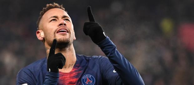 Mercato PSG : Manchester United serait en pole pour Neymar Mercato PSG : Manchester United serait en pole pour Neymar