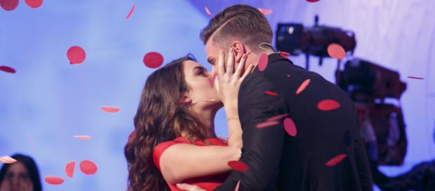 Giordano Mazzocchi e Nilufar Addati si sono lasciati. Giordano Mazzocchi e Nilufar Addati si sono lasciati.