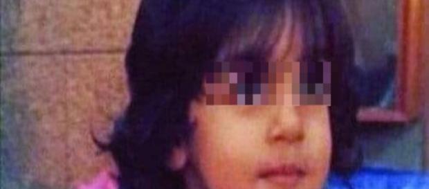 Bambino di sei anni decapitato davanti alla madre. Bambino di sei anni decapitato davanti alla madre.