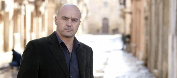 Commissario Montalbano - Zingaretti Commissario Montalbano - Zingaretti