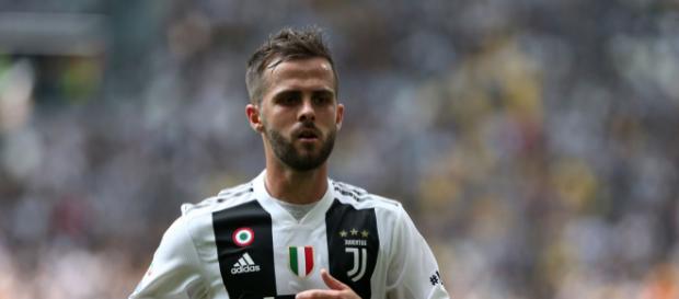 Juventus, Pjanic: "I conti si fanno alla fine" Juventus, Pjanic: "I conti si fanno alla fine"