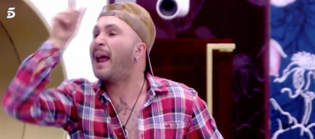 Kiko durante su discusión con Ylenia Kiko durante su discusión con Ylenia