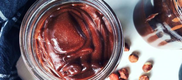 Nutella vegana a base di superfoods Nutella vegana a base di superfoods