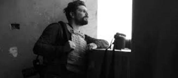 Siria, noto fotografo di 34 anni, Gabriele Micalizzi è stato ferito da un razzo. Siria, noto fotografo di 34 anni, Gabriele Micalizzi è stato ferito da un razzo.