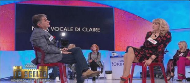 Gian Battista e Claire al centro dello studio di Uomini e Donne Gian Battista e Claire al centro dello studio di Uomini e Donne