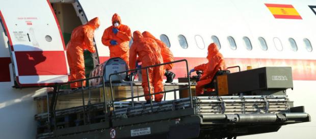 La UMAER en evacuación de enfermos de Ébola en 2014 La UMAER en evacuación de enfermos de Ébola en 2014