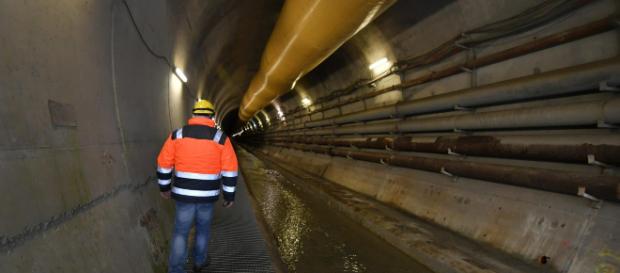 Vantaggi svantaggi della Tav Torino-Lione secondo l'analisi costi-benefici Vantaggi svantaggi della Tav Torino-Lione secondo l'analisi costi-benefici