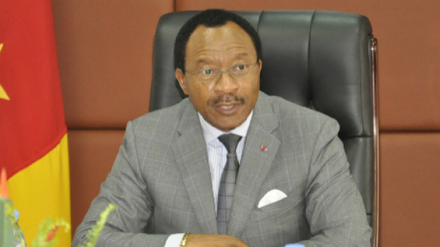 Le Ministre des Travaux publics du Cameroun ... - canalblog.com