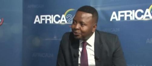Cameroun: Delor Magellan Kamseu Kamgaing (1/2) - Vidéo ... - dailymotion.com