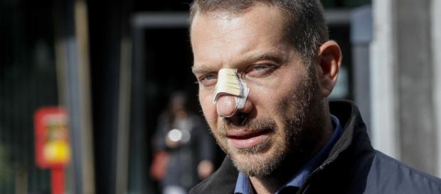 Pescara, nuovamente aggredito il giornalista Rai, Daniele Piervincenzi, insieme alla sua troupe Pescara, nuovamente aggredito il giornalista Rai, Daniele Piervincenzi, insieme alla sua troupe