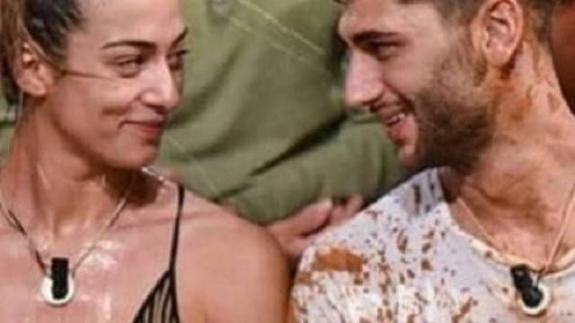 Isola dei Famosi, la Sorgè e Jeremias si sono baciati