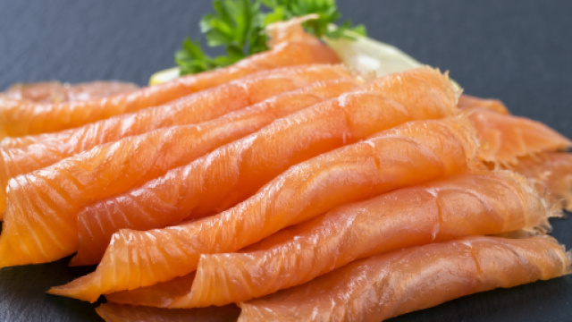 Salmone norvegese affumicato pericoloso per la Listeria