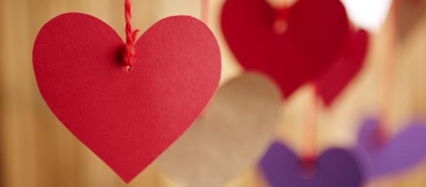 San Valentino: frasi ironiche e originali San Valentino: frasi ironiche e originali