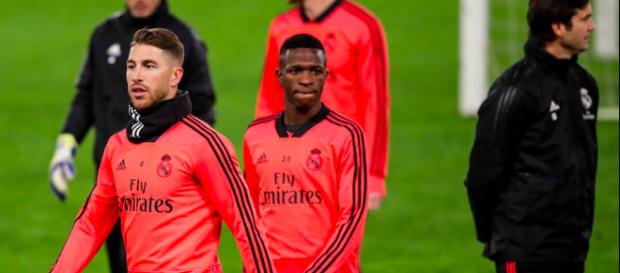 Sergio Ramos está preocupado com Vinícius Jr (Foto: UEFA) Sergio Ramos está preocupado com Vinícius Jr (Foto: UEFA)