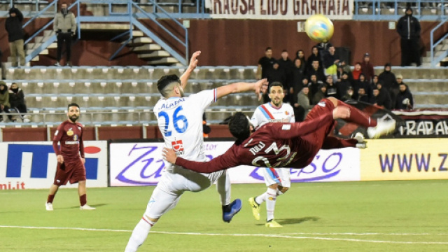 Il gol di Giacomo Tulli in Trapani-Catania (foto di Francesco Vivona)