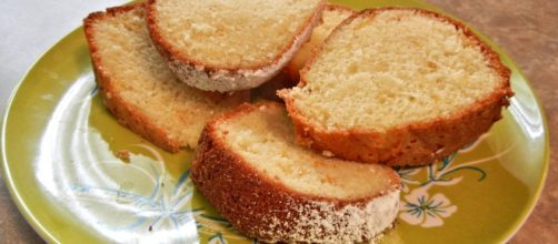 Sponge cake baked and sliced {Source: pixel 1 - Pixabay]