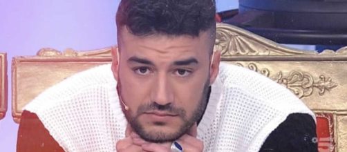 Uomini e Donne: Lorenzo è pronto alla scelta.