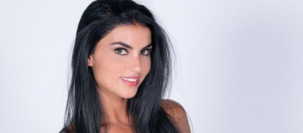 Anticipazioni Uomini e donne: le dichiarazioni di Teresa prima della scelta Anticipazioni Uomini e donne: le dichiarazioni di Teresa prima della scelta