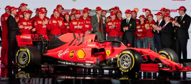 Detalhes na pintura chamaram a atenção no novo carro da Ferrari (Foto: Divulgação/ Ferrari) Detalhes na pintura chamaram a atenção no novo carro da Ferrari (Foto: Divulgação/ Ferrari)