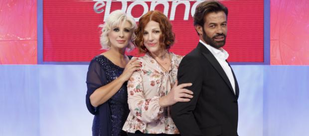 Uomini e Donne, ascolti diretta tv Uomini e Donne, ascolti diretta tv