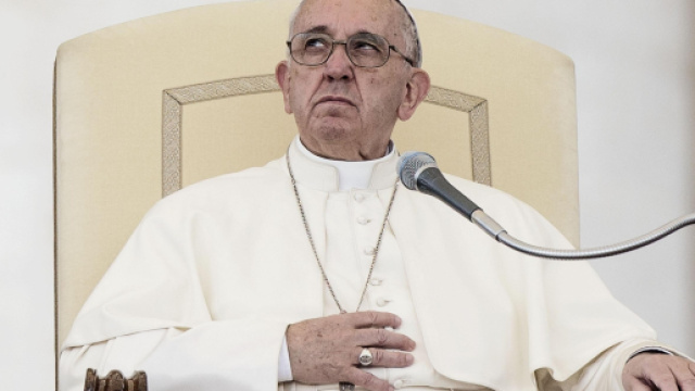 Pedofilia, diocesi di Brooklyn pubblica 100 nomi di preti accusati di abusi