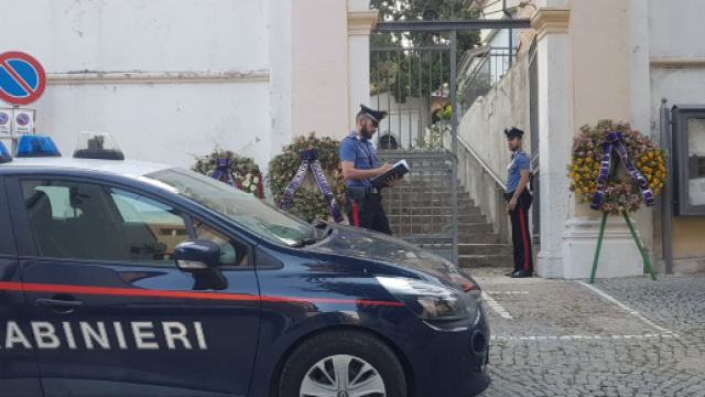Vibo Valentia, scomparse 7 bare dal cimitero, indagini in corso