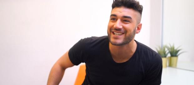 La scelta di Lorenzo a Uomini e donne La scelta di Lorenzo a Uomini e donne