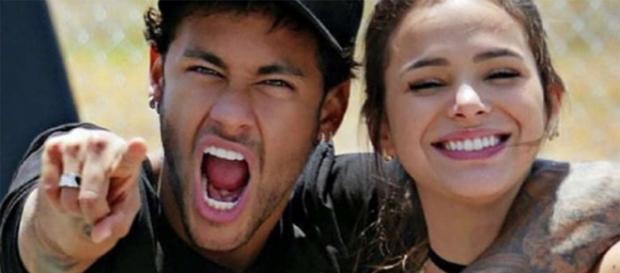 Ex-namorados, Neymar Júnior e Bruna Marquezine (Imagem: Reprodução/Dicas para Elas) Ex-namorados, Neymar Júnior e Bruna Marquezine (Imagem: Reprodução/Dicas para Elas)