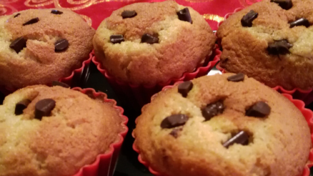 Ricetta muffin con gocce di cioccolato.