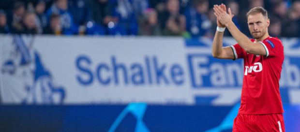 Ex-Schalker Benedikt Höwedes vergießt zum Abschied Tränen - ruhr24.de Ex-Schalker Benedikt Höwedes vergießt zum Abschied Tränen - ruhr24.de