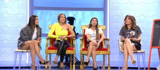 Silvia y Jenni tienen una discusión en plató (Mediaset) Silvia y Jenni tienen una discusión en plató (Mediaset)