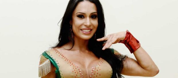 A rainha de bateria Gracyanne Barbosa (Reprodução) A rainha de bateria Gracyanne Barbosa (Reprodução)
