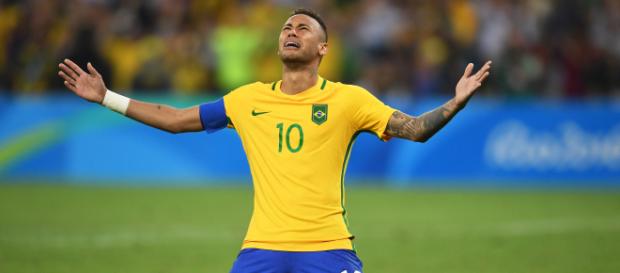 Neymar ignora titulo de melhor jogador pós-Pelé (Foto: Banco de Dados) Neymar ignora titulo de melhor jogador pós-Pelé (Foto: Banco de Dados)