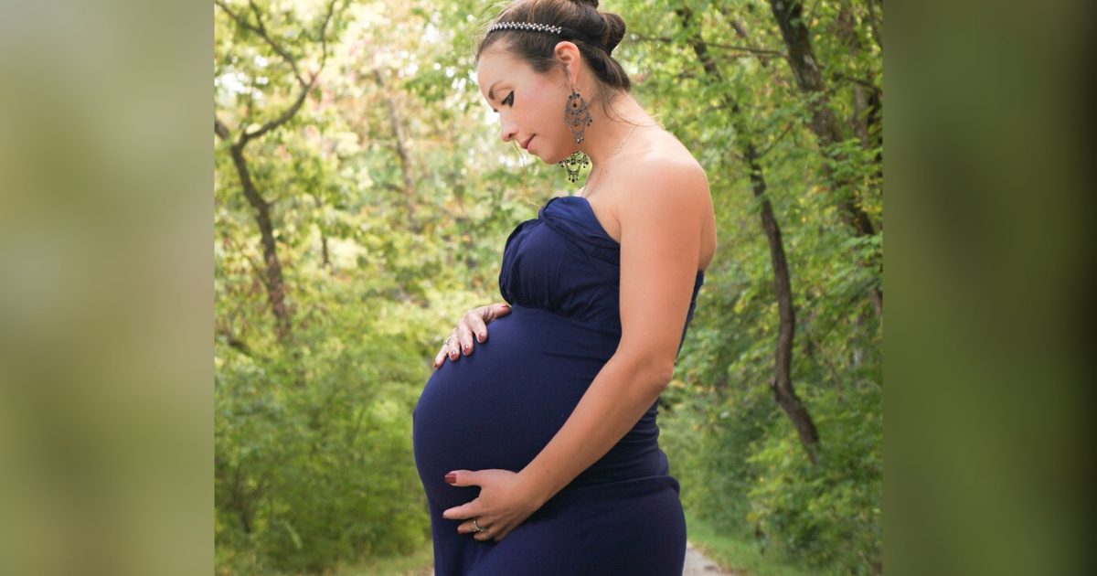 5-signs-and-symptoms-of-twin-pregnancy-to-look-out-for