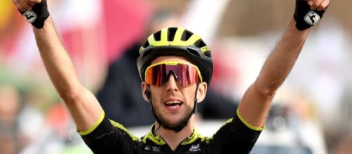 Simon Yates, bella impresa nel tappone della Vuelta Andalucia