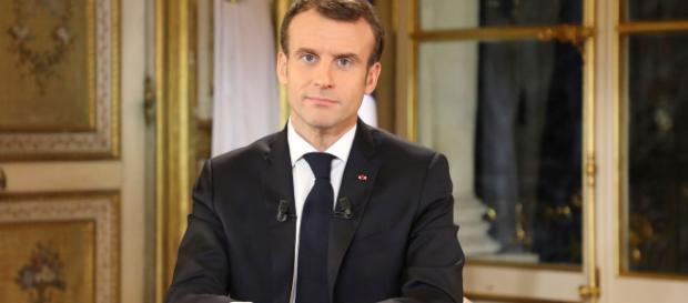 Le Président de la République est parti à la reconquête de l'opinion. Le Président de la République est parti à la reconquête de l'opinion.