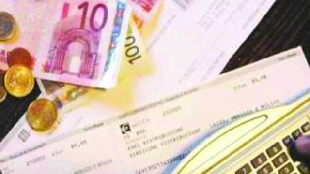 Bollette gas in aumento con il nuovo anno: stabile l'energia elettrica.